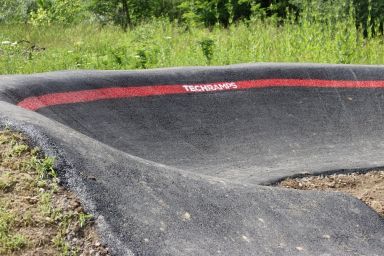 Asfalt pumptrack i Krzysztoforzyce 