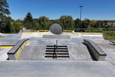 Projekt eines Skateparks aus Beton - Minsk Mazowiecki