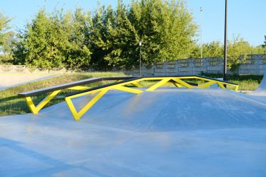 Projekt eines Skateparks aus Beton - Minsk Mazowiecki