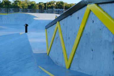 Projekt eines Skateparks aus Beton - Minsk Mazowiecki