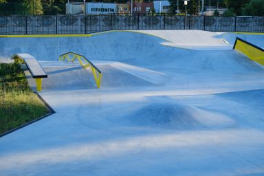 Projekt eines Skateparks aus Beton - Minsk Mazowiecki