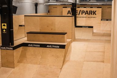 مشاريع Skatepark - (Indoor skatepark in Warsaw)