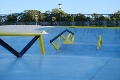 Projet de skatepark en béton - Minsk Mazowiecki